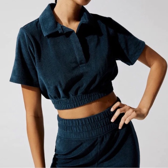 CARBON 38 Micro Terry NAVY SHORT-SLEEVE CROP POLO/ NWT! ❄️🎁 - Picture 3 of 5